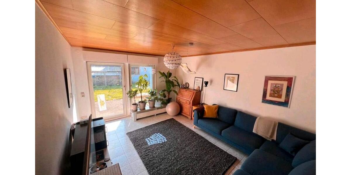 Einfamilienhaus Ihringen - 8 Zimmer, 214 m&sup2;, 1.900&euro; | Angebot:26051481