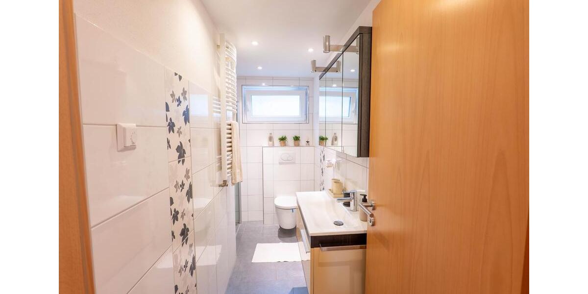 Einfamilienhaus Titisee-Neustadt Neustadt - 7 Zimmer, 145 m&sup2;, 689.000&euro; | Angebot:27194788