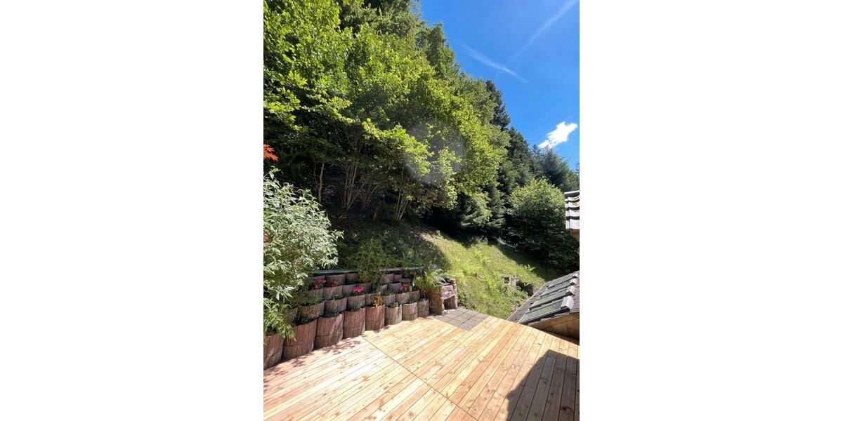 Mehrfamilienhaus, Wohnhaus Stegen - 9 Zimmer, 258 m&sup2;, 748.000&euro; | Angebot:26889303