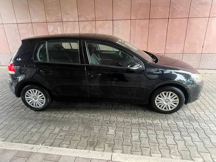 VW Golf 169.100 km 3.390 € Freiburg 79100