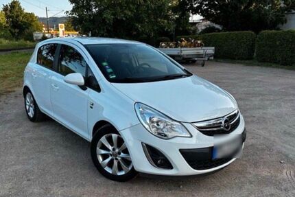Opel Corsa 194.000 km 2.700 € Sölden 79294