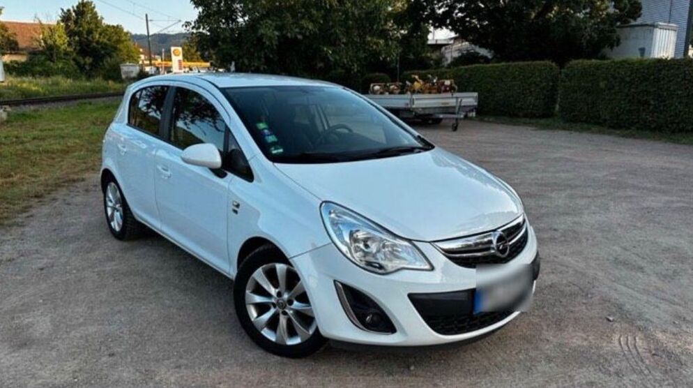 Opel Corsa 194.000 km 2.700 € Sölden 79294