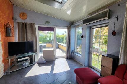 Haus Hartheim am Rhein - 7 Zimmer, 135 m&sup2;, 365.000&euro; | Angebot:26612863