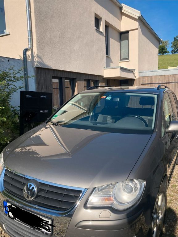 VW Touran 214.000 km 6.500 € Kirchzarten 79199