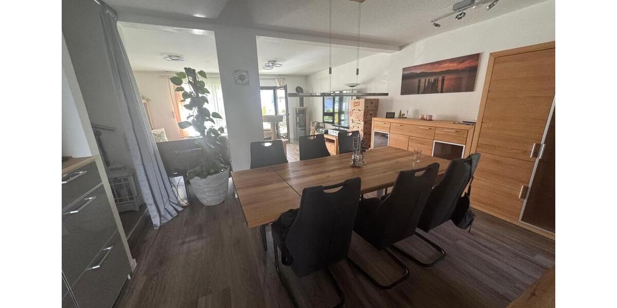 Reihenhaus Freiburg im Breisgau Betzenhausen - 6 Zimmer, 144 m&sup2;, 685.000&euro; | Angebot:26110426