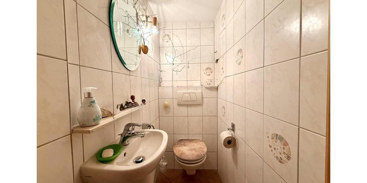 Etagenwohnung Staufen im Breisgau - 4 Zimmer, 121 m&sup2;, 1.600&euro; | Angebot:25907956