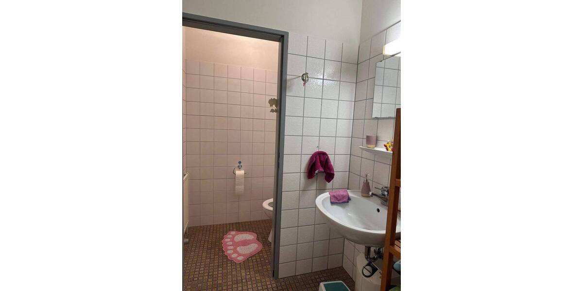 Etagenwohnung Vogtsburg im Kaiserstuhl Oberrotweil - 5 Zimmer, 157 m&sup2;, 1.340&euro; | Angebot:26858914