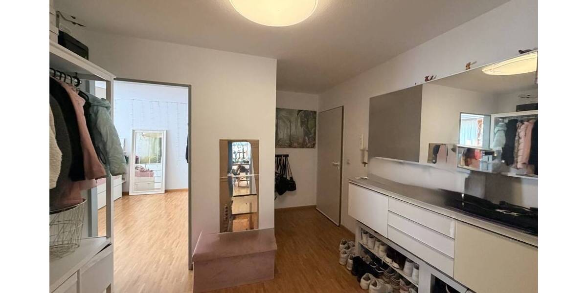 Etagenwohnung Freiburg Littenweiler - 2 Zimmer, 61 m&sup2;, 275.000&euro; | Angebot:26453810