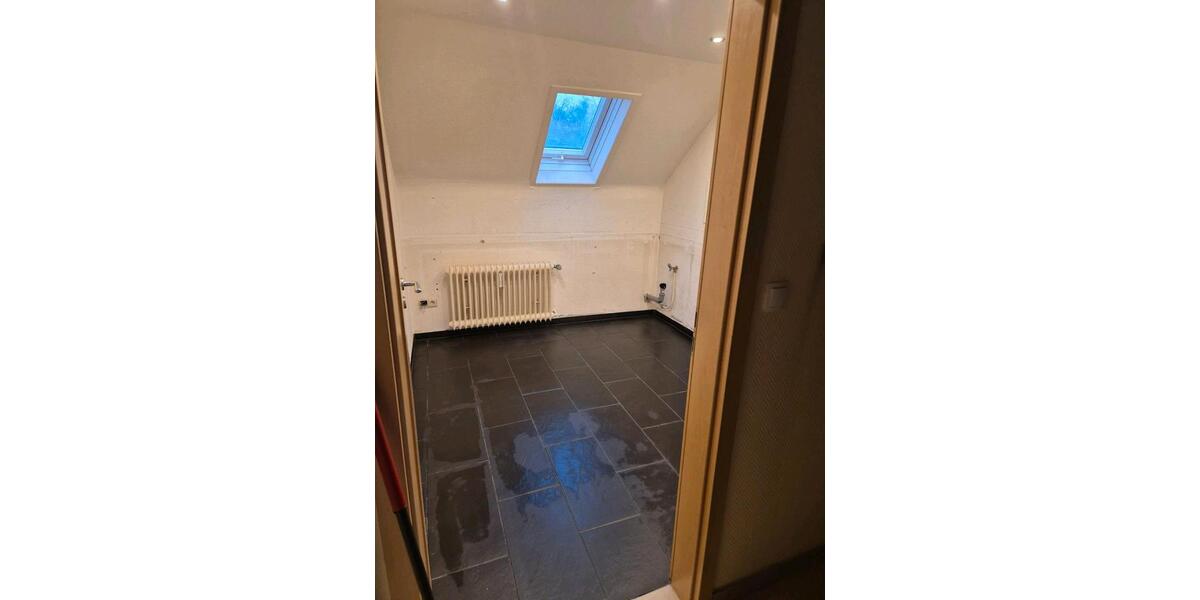 Etagenwohnung Eschbach - 5 Zimmer, 134 m&sup2;, 350.000&euro; | Angebot:25858468