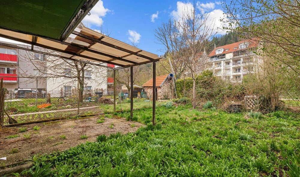 Mehrfamilienhaus, Wohnhaus Waldkirch - 7 Zimmer, 136 m&sup2;, 450.000&euro; | Angebot:25697051