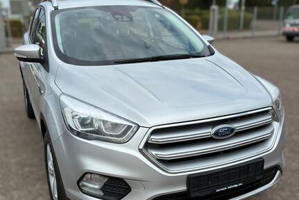 Ford Kuga 137.445 km 15.300 &euro; Freiburg im Breisgau 79108