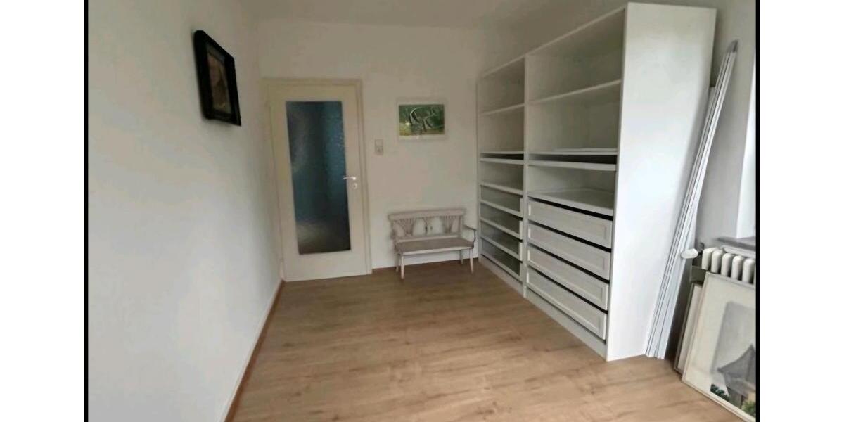 WG Zimmer 12 km von Freiburg entfernt (reine Frauen WG) 1 zimmer