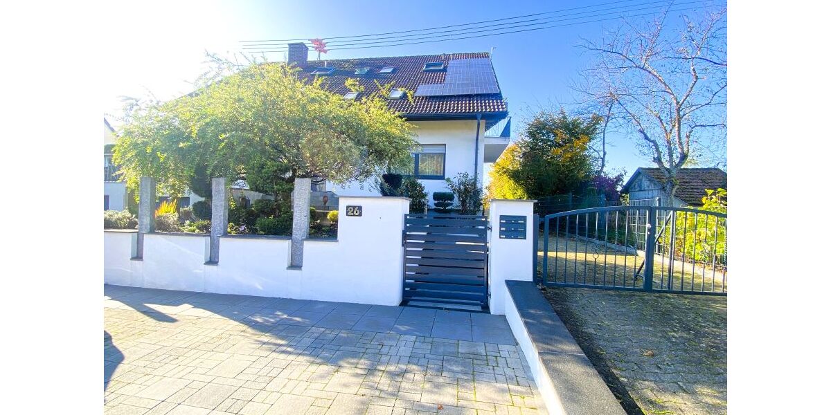 Provisionsfrei* Einmaliges saniertes 3FH, energetisch modernisiert - Mehrfamilienhaus, Wohnhaus Staufen | Angebot:25861407