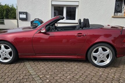 Mercedes-Benz SLK 200 68.000 km 9.280 &euro; Furtwangen 78120