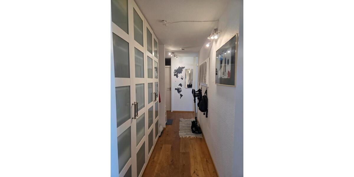 Zimmer für weibliche Mieterin (möbliert) 2 zimmer