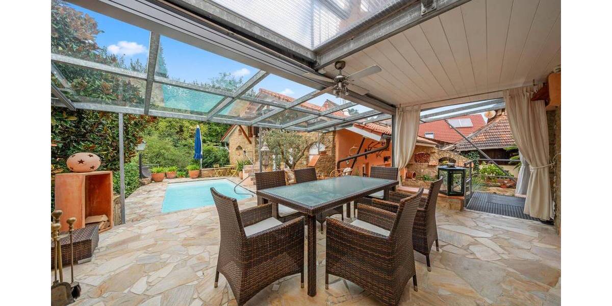 Einfamilienhaus Müllheim Britzingen - 8 Zimmer, 234 m&sup2;, 990.000&euro; | Angebot:25191292