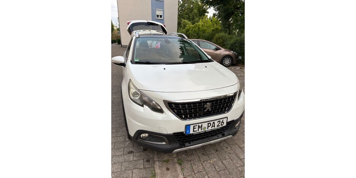 Peugeot 2008 206.000 km 5.900 &euro; Gutach 79261