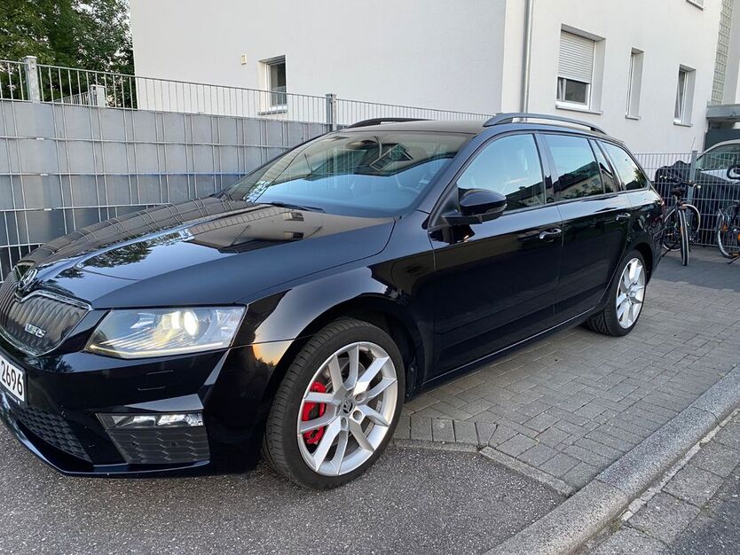 Skoda Octavia 196.000 km 10.000 € March 79232