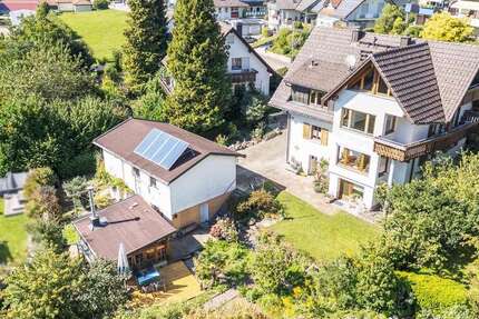 Haus Elzach - 7 Zimmer, 194 m&sup2;, 550.000&euro; | Angebot:27109636