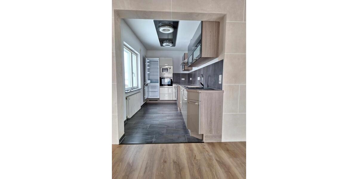 Etagenwohnung Gutach im Breisgau - 3 Zimmer, 93 m&sup2;, 1.010&euro; | Angebot:25875384