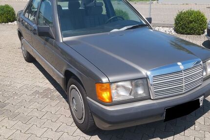 Mercedes-Benz 190 215.949 km 6.990 € Sasbach a.K 79361