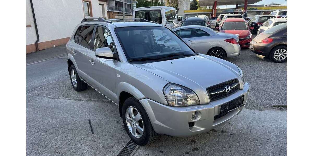 Hyundai TUCSON 167.000 km 6.750 &euro; Bad Krozingen 79189