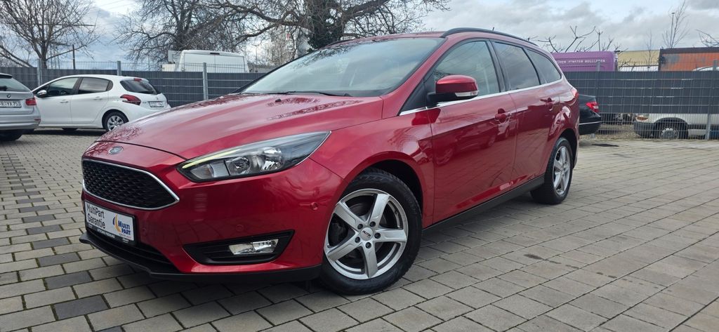 Ford Focus 60.000 km 10.950 &euro; Freiburg 79111