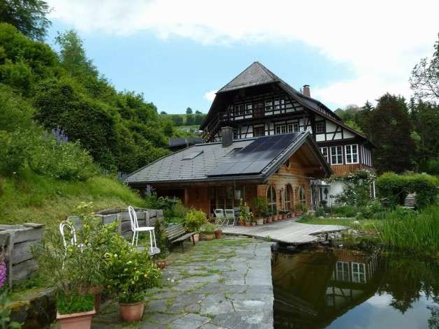 Haus zum Kaufen in Atzenbach 1.150.000 € 680 m²