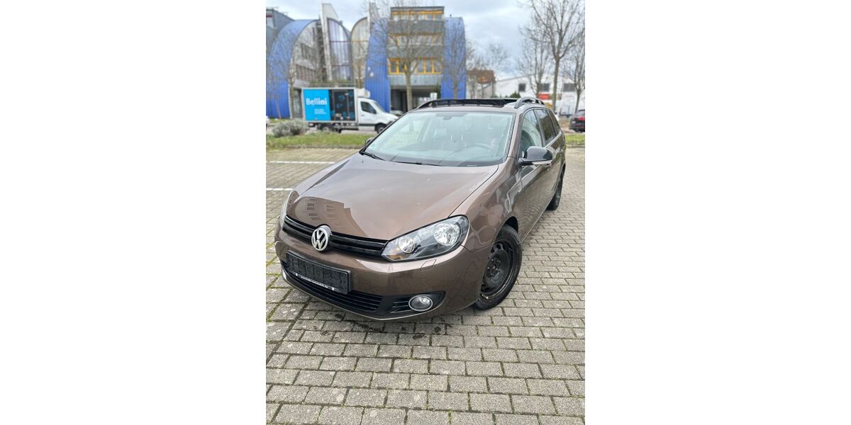 VW Golf 134.500 km 6.290 &euro; Freiburg 79111
