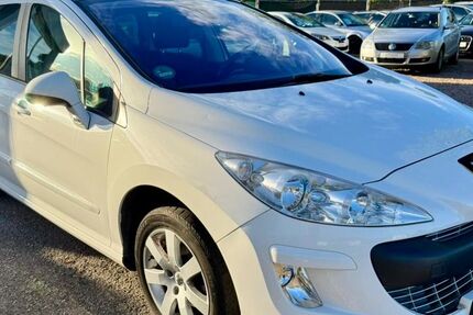 Peugeot 308 132.134 km 5.900 € Müllheim 79379