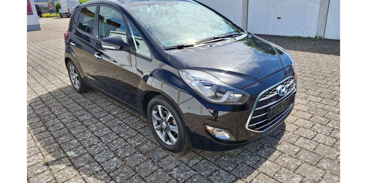 Hyundai ix20 120.000 km 9.900 &euro; Kenzingen 79341