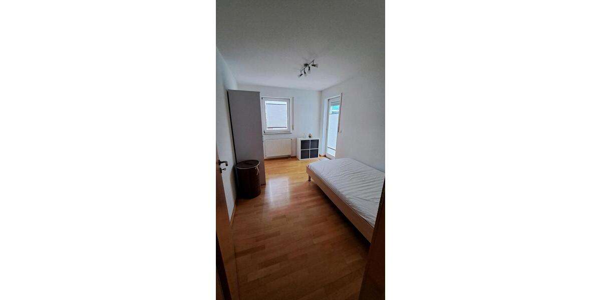 Erdgeschoßwohnung Heitersheim - 3 Zimmer, 78 m&sup2;, 1.200&euro; | Angebot:26404890
