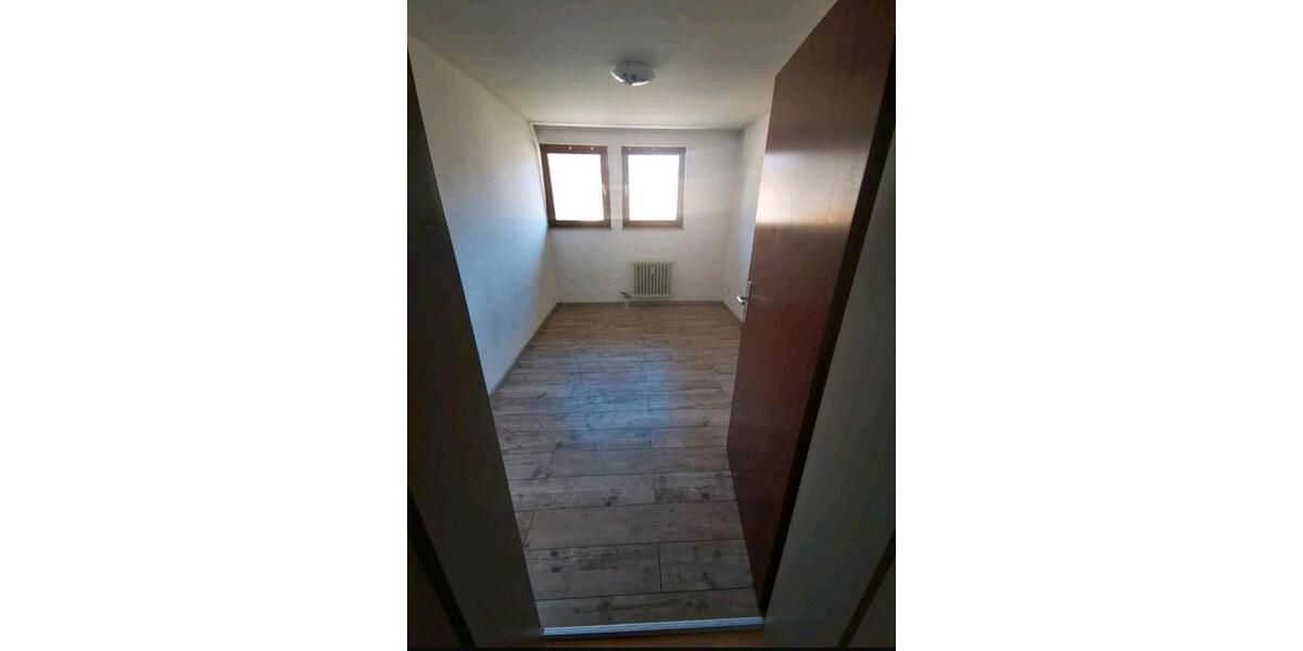 Dachgeschoßwohnung Schönau im Schwarzwald - 4 Zimmer, 95 m&sup2;, 319.000&euro; | Angebot:27223127