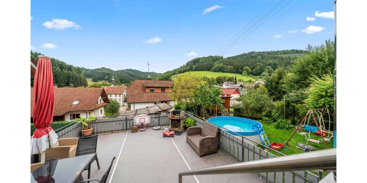 Einfamilienhaus Gutach - 8 Zimmer, 183 m&sup2;, 340.000&euro; | Angebot:27196754
