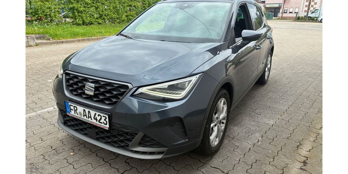Seat Arona 50.981 km 18.900 &euro; Freiburg im Breisgau 79111
