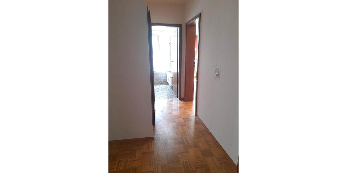 Erdgeschoßwohnung Badenweiler - 3 Zimmer, 84 m&sup2;, 275.000&euro; | Angebot:27225275