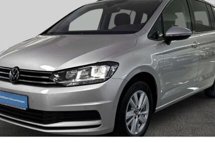 VW Touran 17.783 km 32.900 € Freiburg 79108
