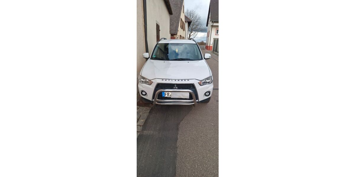 Mitsubishi Outlander 127.400 km 9.599 &euro; Merdingen 79291