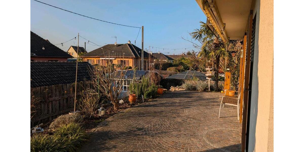 Einfamilienhaus Breisach am Rhein - 5.5 Zimmer, 170 m&sup2;, 435.000&euro; | Angebot:25408414