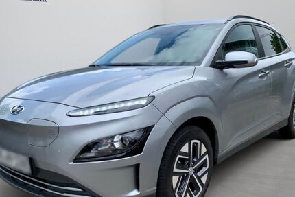 Hyundai KONA 10.000 km 25.590 € Freiburg 79111
