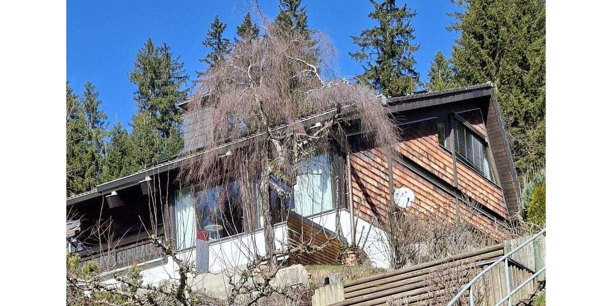 Einfamilienhaus Furtwangen Stadtgebiet - 7 Zimmer, 240 m&sup2;, 500.000&euro; | Angebot:25659281