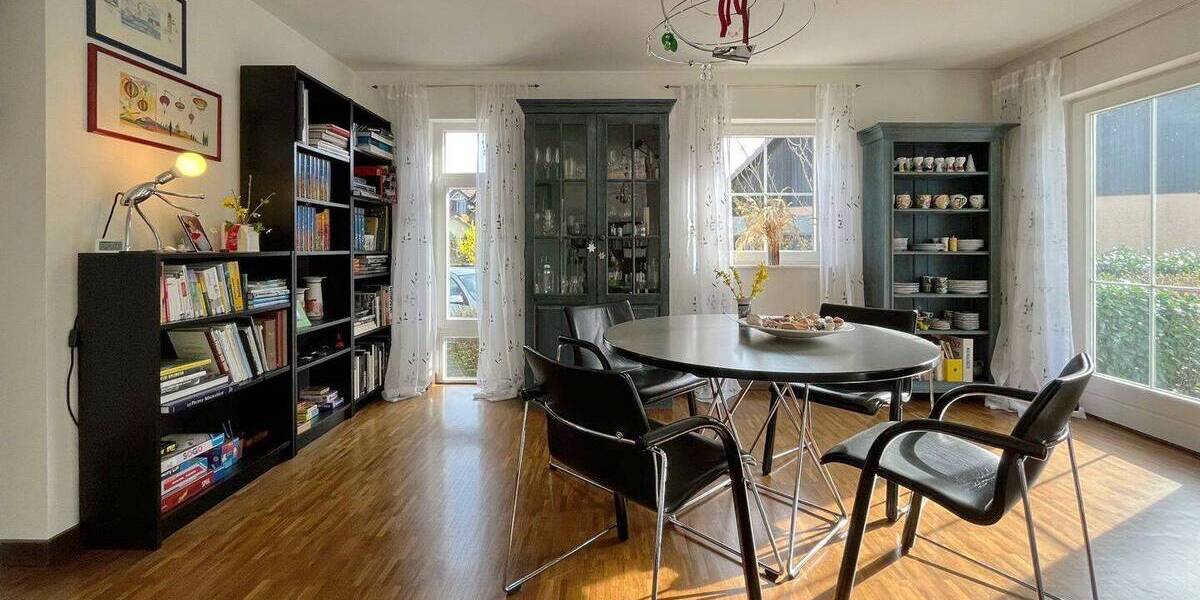 Einfamilienhaus March / Neuershausen Neuershausen - 6 Zimmer, 173 m&sup2;, 790.000&euro; | Angebot:25995886