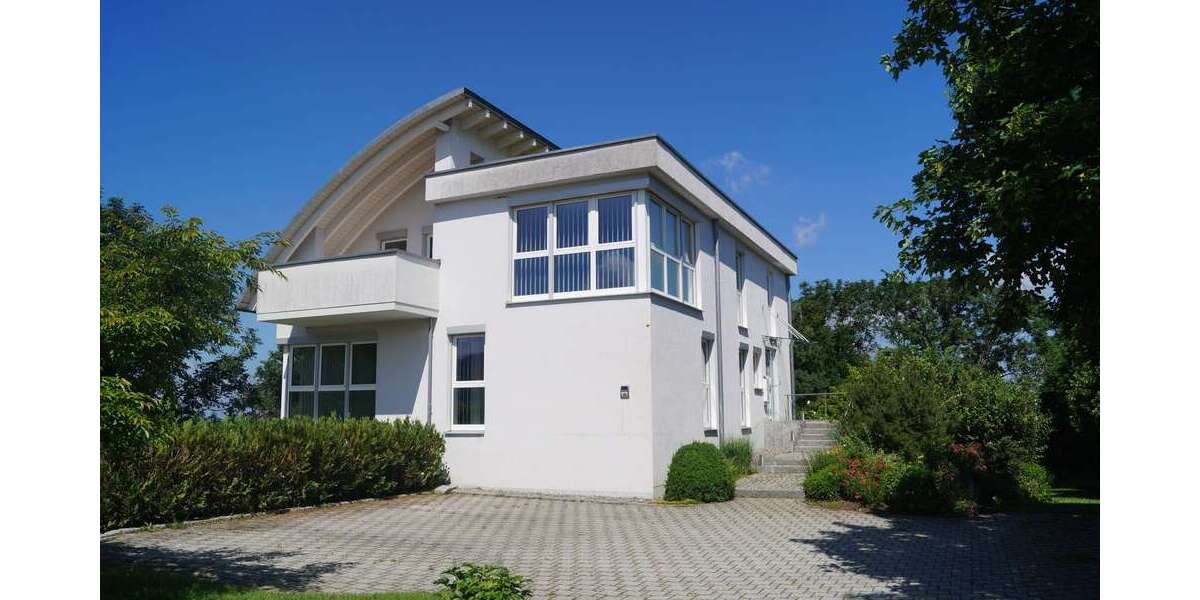 Büro in Staufen im Breisgau 2.545 € 215 m² zimmer