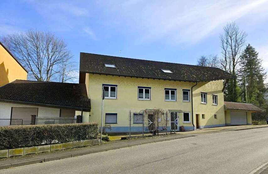 Haus zum Kaufen in Teningen 649.000 € 463 m² 11 zimmer