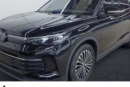 VW Tiguan 25.501 km 33.260 &euro; Freiburg 79115