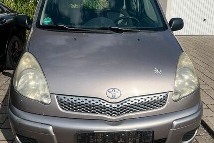 Toyota Verso 183.000 km 2.300 &euro; Bad krozingen 79189