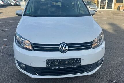 VW Touran 180.000 km 6.750 € Freiburg 79110