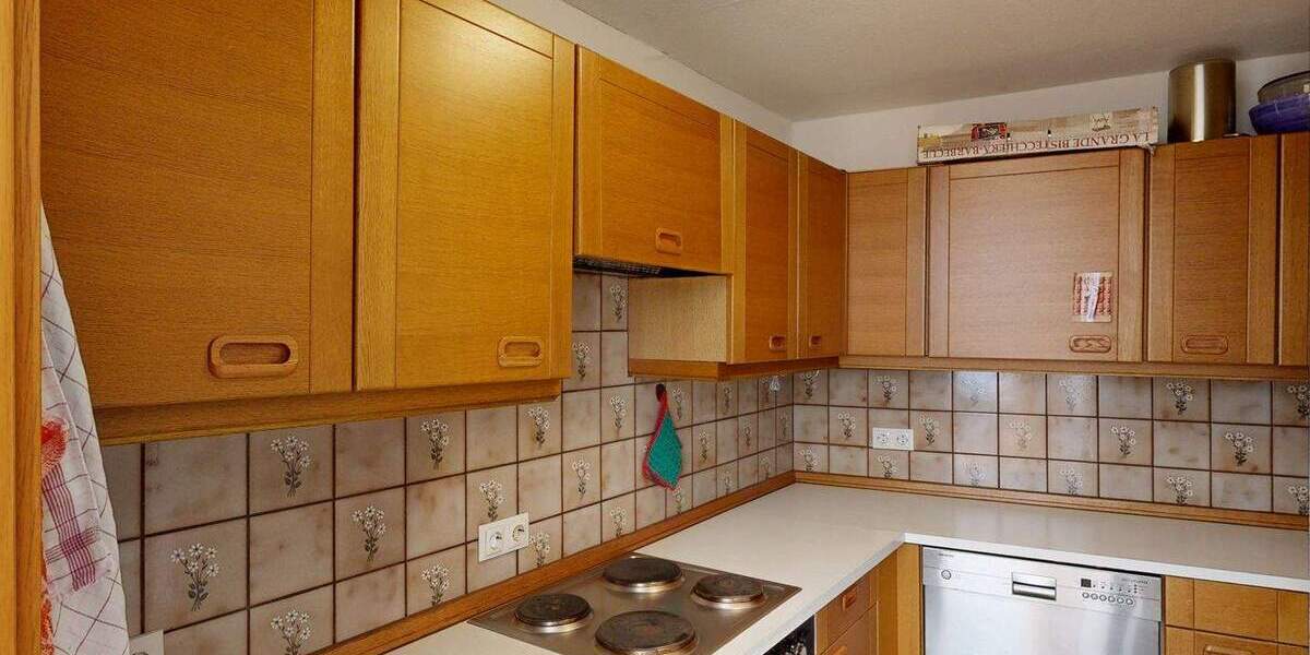 Etagenwohnung Freiburg Altstadt - 2 Zimmer, 70 m&sup2;, 490.000&euro; | Angebot:25749205