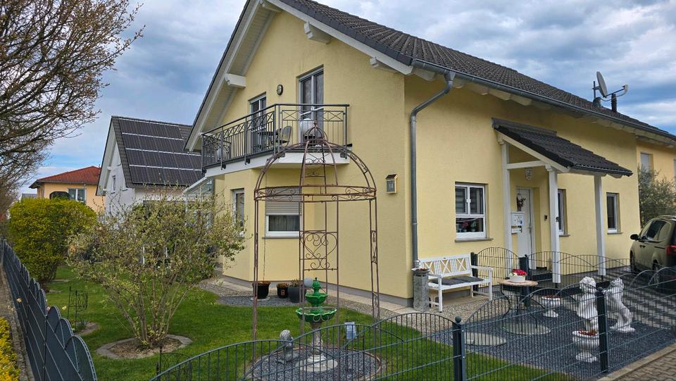 Einfamilienhaus Kenzingen - 5.5 Zimmer, 179 m&sup2;, 849.000&euro; | Angebot:26041540