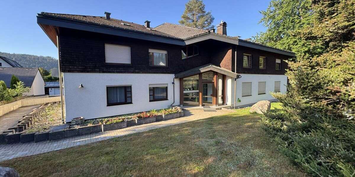 Etagenwohnung Titisee-Neustadt Neustadt - 1.5 Zimmer, 55 m&sup2;, 210.000&euro; | Angebot:27109147